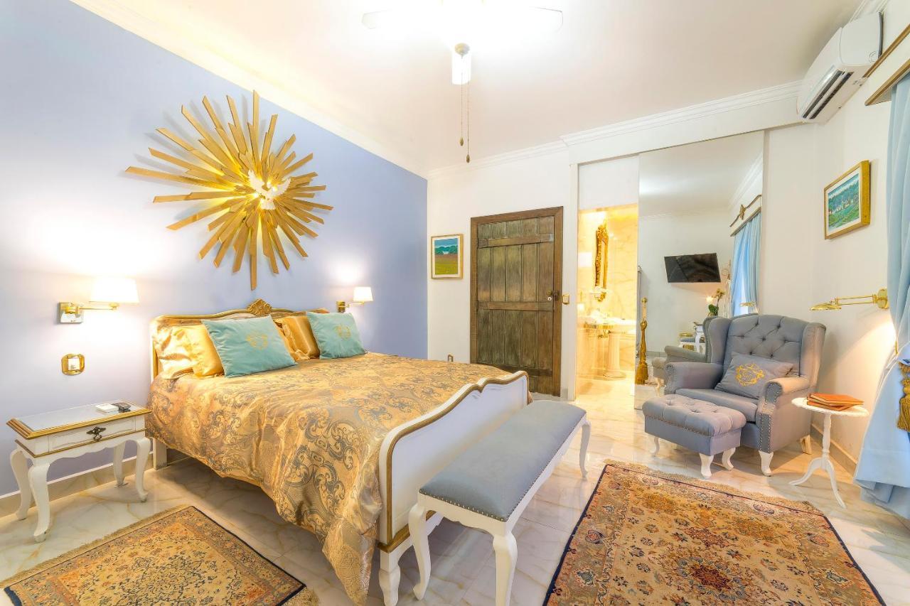 פאראטי Casa Nostra Boutique Hotel מראה חיצוני תמונה