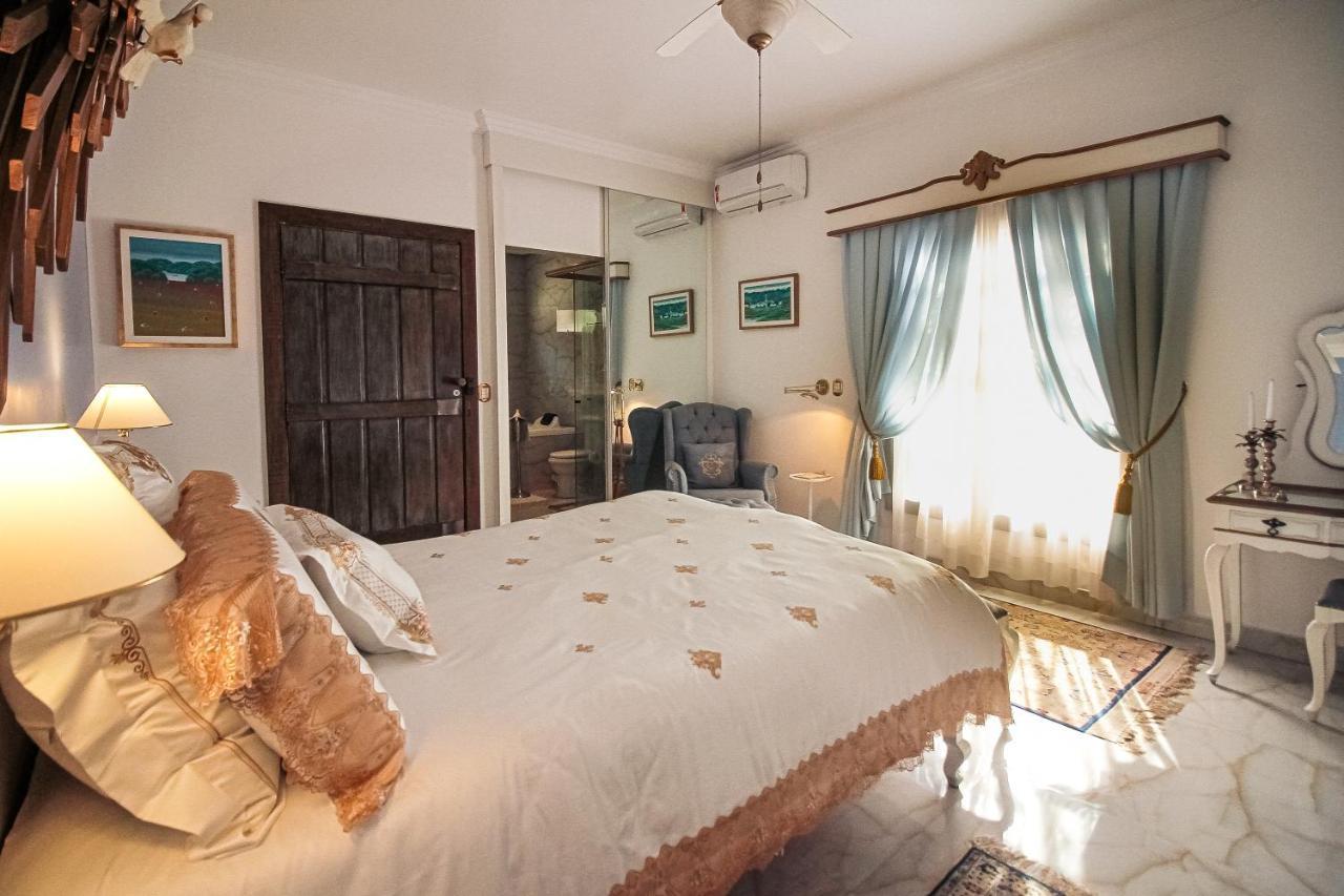 פאראטי Casa Nostra Boutique Hotel מראה חיצוני תמונה