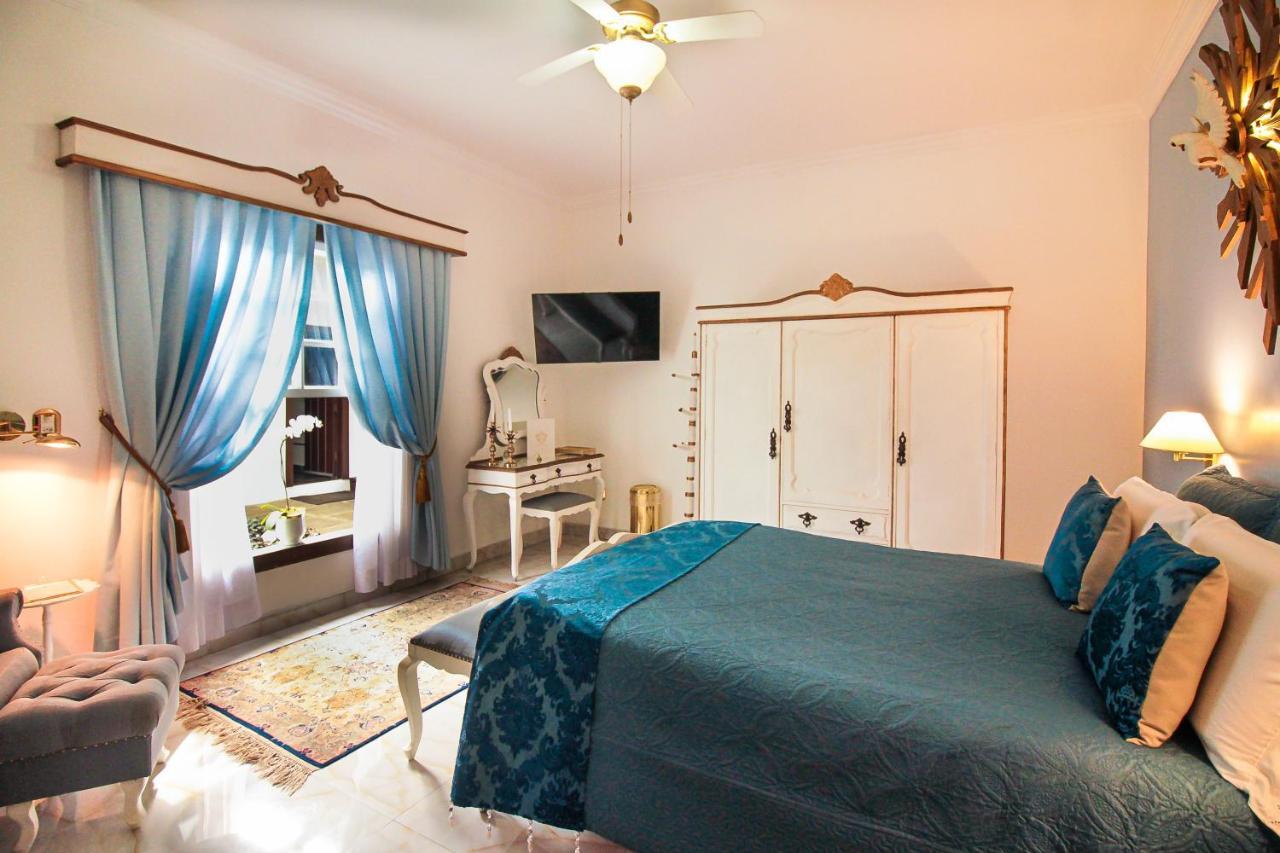 פאראטי Casa Nostra Boutique Hotel מראה חיצוני תמונה